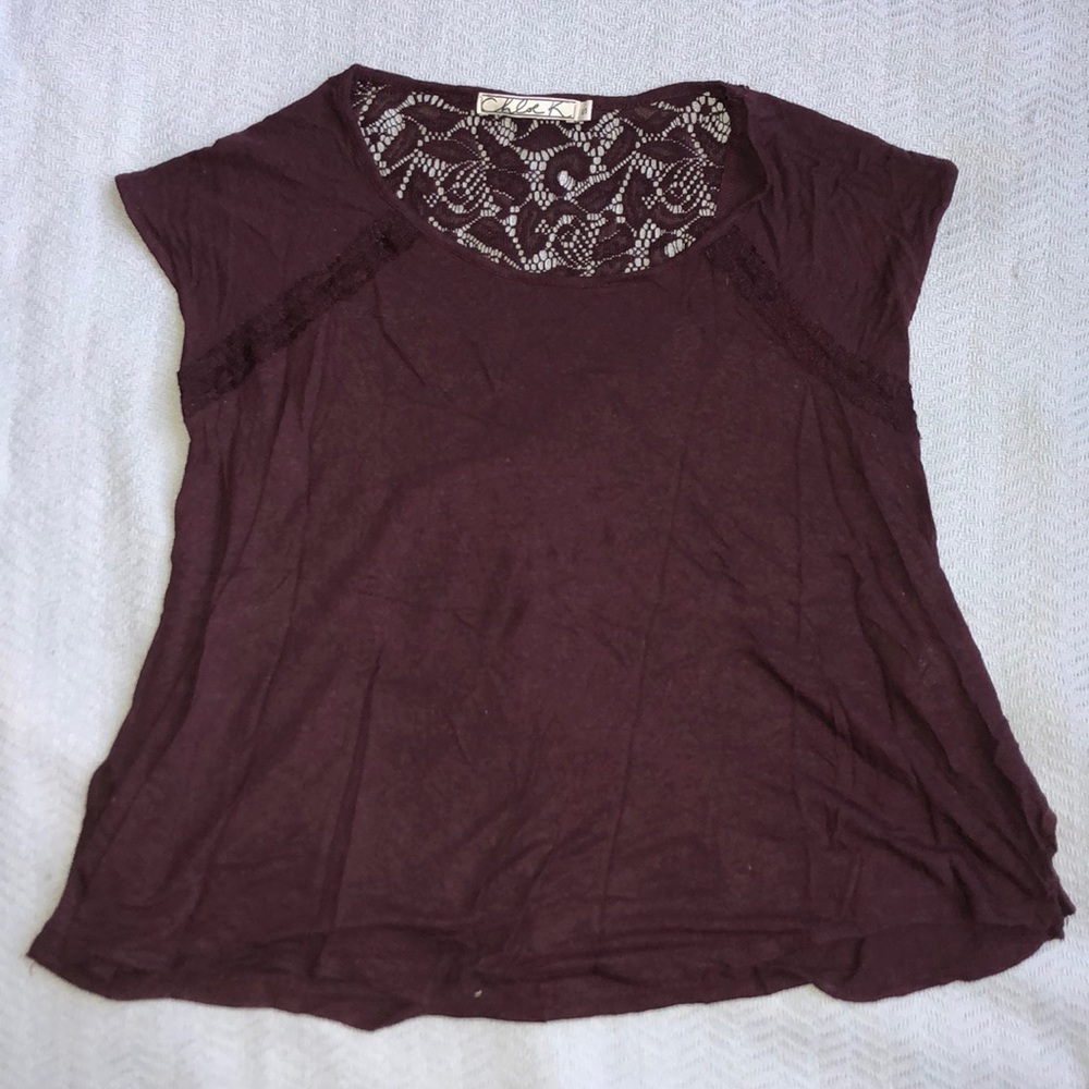 Maroon lace back t-shirt